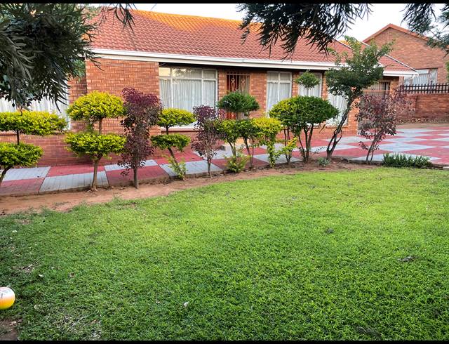 3 BEDROOM FREESTANDING FOR SALE IN SOSHANGUVE DD